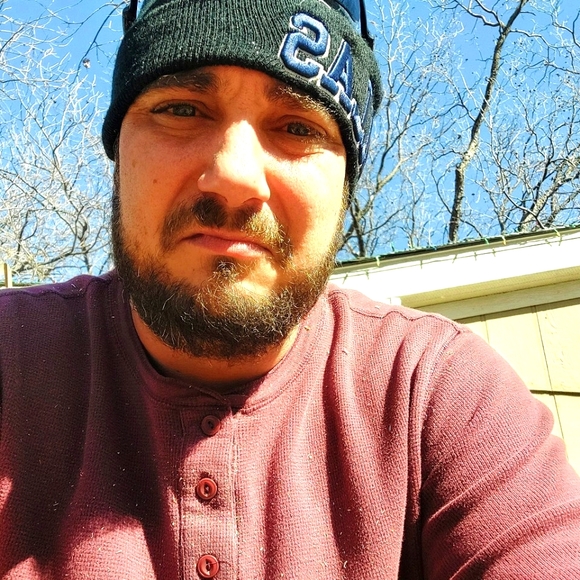 Meet your Posher, Chris - Picture 3 of 16